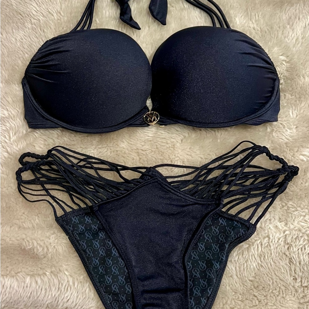 Chic & Sexy Black VS Women's Bikini